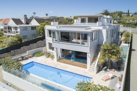 Photo of property in 48 Castor Bay Road, Castor Bay, Auckland, 0620