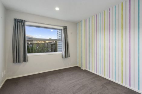 Photo of property in 17 Kennedy Place, Waikanae Beach, Waikanae, 5036