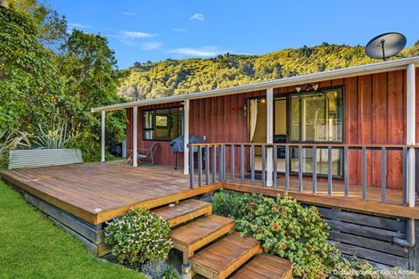 Photo of property in 15a Hampden Street, Picton, 7220