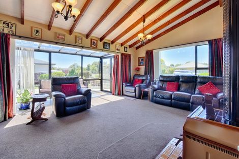 Photo of property in 2 Merlin Place, Gore, 9710