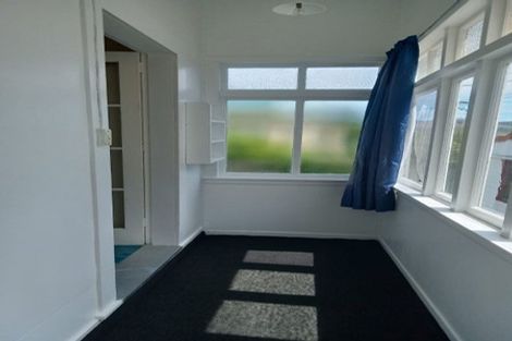 Photo of property in 5 Claremont Grove, Mount Victoria, Wellington, 6011