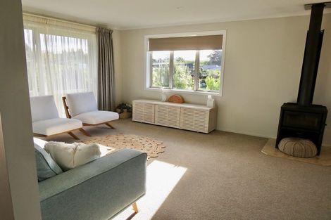 Photo of property in 10 Catherine Road, Mapua, 7005