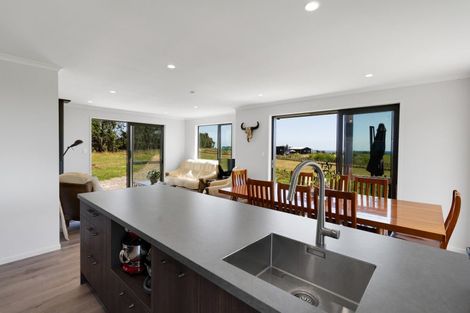 Photo of property in 229d Hoani Road, Okato, New Plymouth, 4381