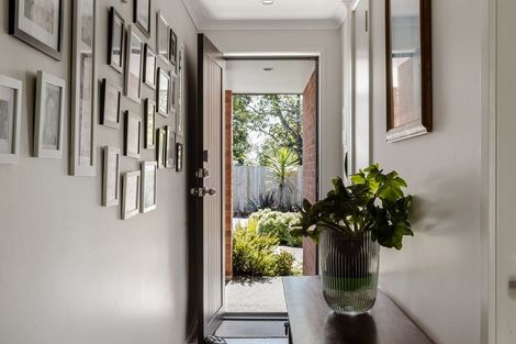 Photo of property in 22 Bridle Way, Omokoroa, 3114