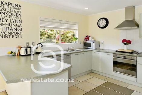 Photo of property in 2/171 Bayswater Avenue, Bayswater, Auckland, 0622