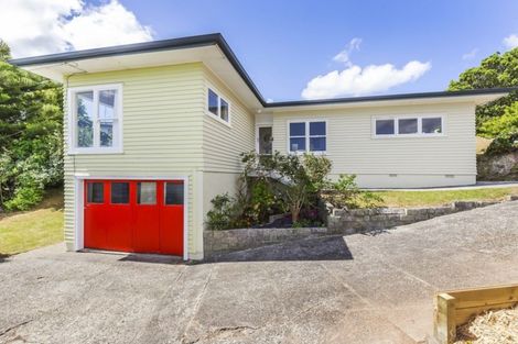 Photo of property in 25 Kahu Road, Paremata, Porirua, 5024