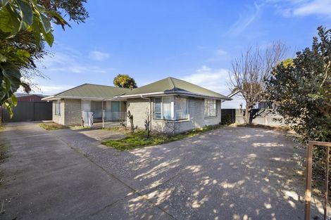 Photo of property in 27 Curletts Road, Sockburn, Christchurch, 8042