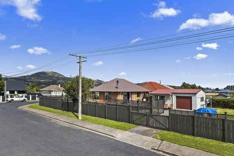 Photo of property in 6 Doon Street, Vauxhall, Dunedin, 9013