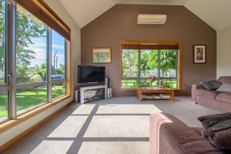 Photo of property in 42 The Dunes, Cromwell, 9310