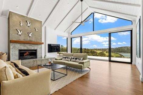 Photo of property in 79 Bishop Lane, Tawharanui Peninsula, Matakana, 0986