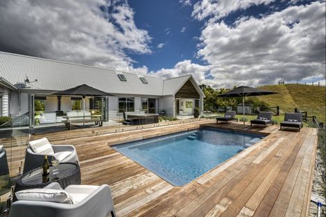 Photo of property in 1232 Taihape Road, Sherenden, Hastings, 4179