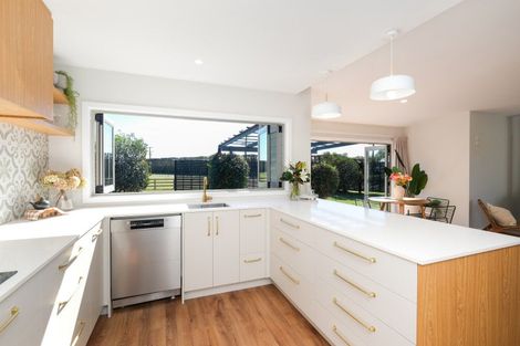 Photo of property in 51 Omarunui Road, Waiohiki, Napier, 4183