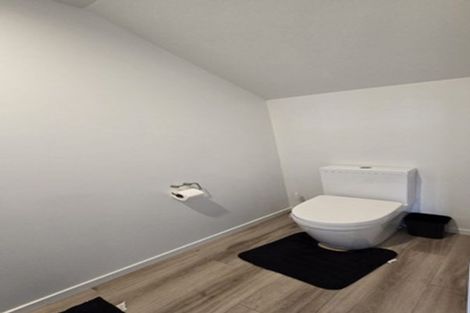 Photo of property in 5 Pipi Place, Levin, 5510