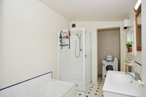 Photo of property in 64 Oxford Street, Lyttelton, 8082