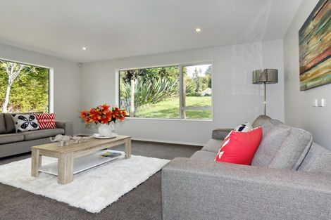 Photo of property in 1/44b Pleasant Road, Glen Eden, Auckland, 0602