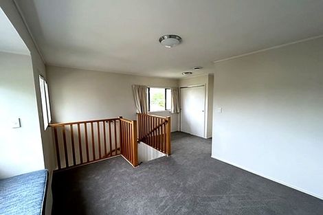 Photo of property in 3/8 Solana Court, Botany Downs, Auckland, 2010