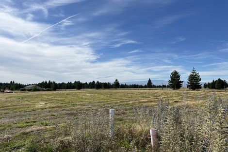 Photo of property in 2 Neuman Road, Twizel, 7901