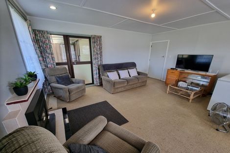 Photo of property in 30 Bridge Street, Eketahuna, 4900