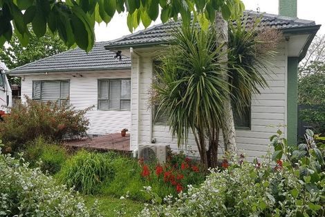 Photo of property in 49 Willis Road, Papakura, 2110