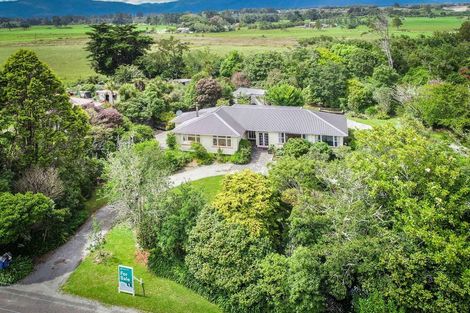 Photo of property in 5 Mcintyre Road, Carters Beach, Westport, 7892