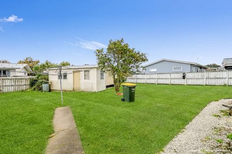 Photo of property in 1/126 Porchester Road, Papakura, 2110