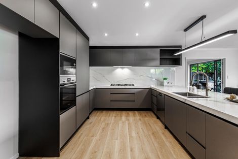 Photo of property in 15 Elliot Street, Howick, Auckland, 2014