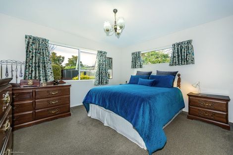 Photo of property in 22 Felstead Place, Avonhead, Christchurch, 8042