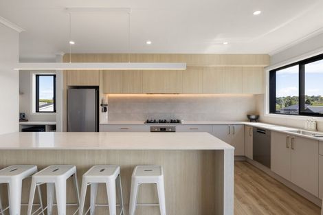 Photo of property in 28 Acacia Avenue, Kihikihi, Te Awamutu, 3800