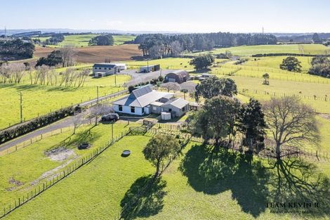 Photo of property in 62 Brookside Road, Glenbrook, Waiuku, 2681