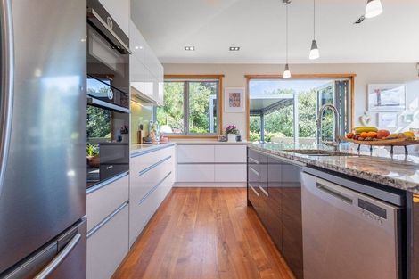 Photo of property in 32 Lorna Irene Drive, Raumati South, Paraparaumu, 5032