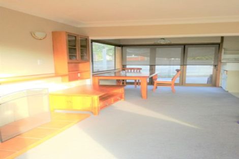 Photo of property in 51 Devon Road, Bucklands Beach, Auckland, 2012