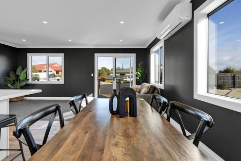 Photo of property in 20a Maple Crescent, Whalers Gate, New Plymouth, 4310