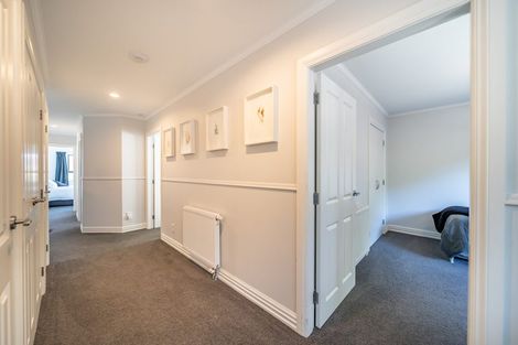 Photo of property in 11 Chastudon Place, Tawa, Wellington, 5028