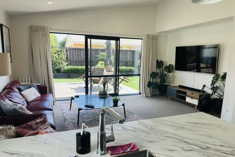 Photo of property in 43b Banbury Crescent, Fairfield, Hamilton, 3214