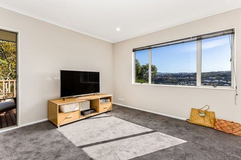 Photo of property in 81 Nevay Road, Miramar, Wellington, 6022