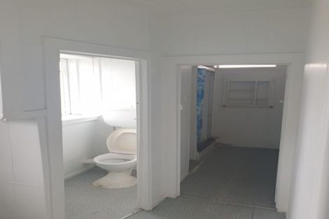 Photo of property in 16 Vine Street, Mangere East, Auckland, 2024