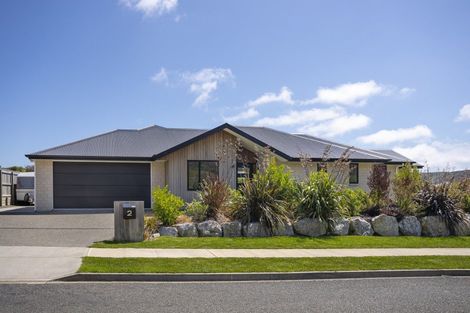 Photo of property in 2 Huntaway Close, Stoke, Nelson, 7011