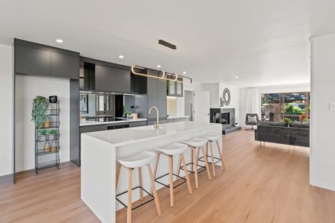 Photo of property in 1/149 West Harbour Drive, West Harbour, Auckland, 0618