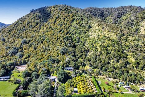 Photo of property in 8344c State Highway 35, Whanarua Bay, Te Kaha, 3199