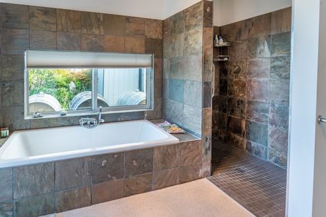 Photo of property in 318 Cable Station Road, Blind River, Seddon, 7285