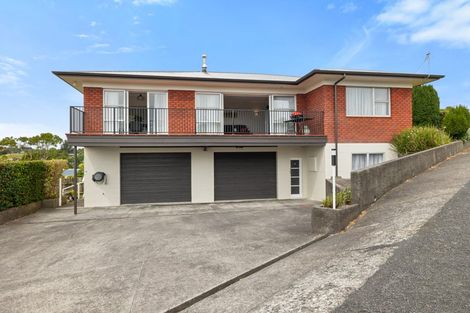 Photo of property in 8 Hillcrest Street, Glen Avon, New Plymouth, 4312