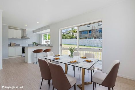 Photo of property in 49 Centorian Drive, Windsor Park, Auckland, 0632