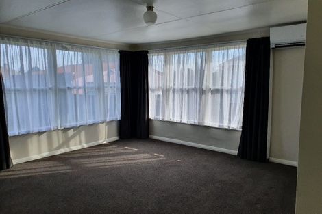 Photo of property in 31 Douglas Crescent, Fairfield, Hamilton, 3214