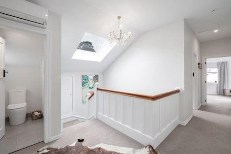 Photo of property in 87 Cashmere Road, Cashmere, Christchurch, 8022