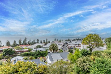 Photo of property in 12 Brewster Street, Bluff Hill, Napier, 4110