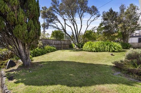Photo of property in 202 Rangatira Road, Beach Haven, Auckland, 0626
