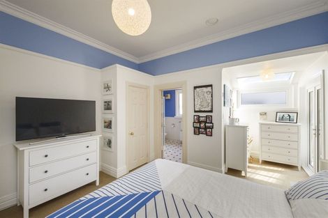 Photo of property in 32 Manson Street, Terrace End, Palmerston North, 4410