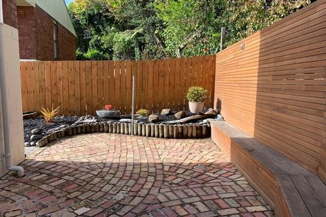 Photo of property in 1/18 Glenwood Avenue, Birkenhead, Auckland, 0626