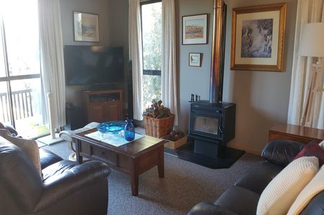 Photo of property in 76 Ohau Drive, Lake Ohau, Twizel, 9412