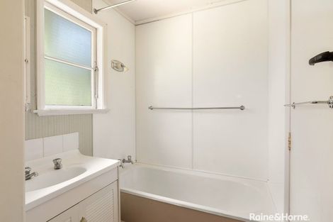 Photo of property in 371 Longbush Road, Hinakura, Masterton, 5884